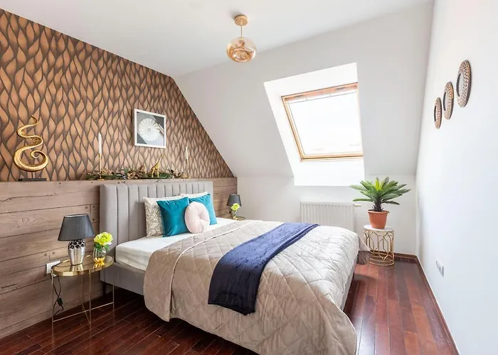 Deluxe Central Quentin Apartment 3Bedrm, 2Bathrm