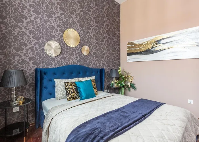 Deluxe Central Quentin Apartment 3Bedrm, 2Bathrm